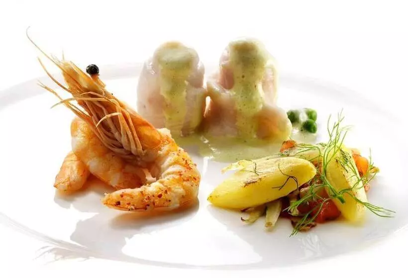 هتل Perla, Resort & Entertainment