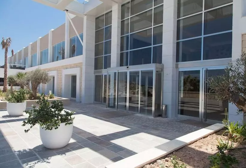 هتل Salini Resort