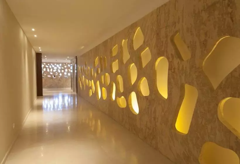 هتل Salini Resort