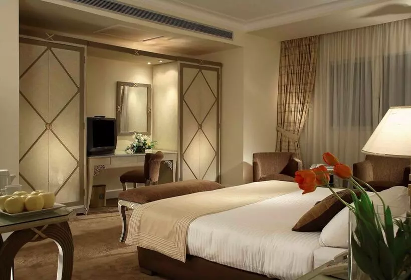 Sonesta Hotel Tower & Casino Cairo