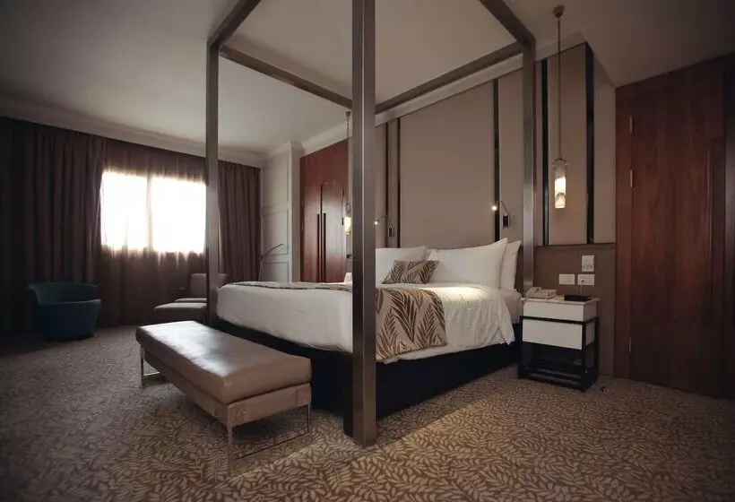 Sonesta Hotel Tower & Casino Cairo