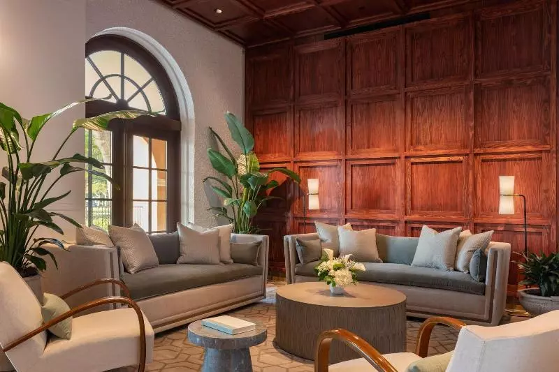 The Vinoy Resort & Golf Club, Autograph Collection