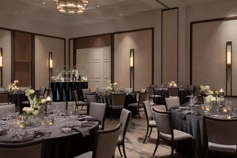 The Vinoy Resort & Golf Club, Autograph Collection