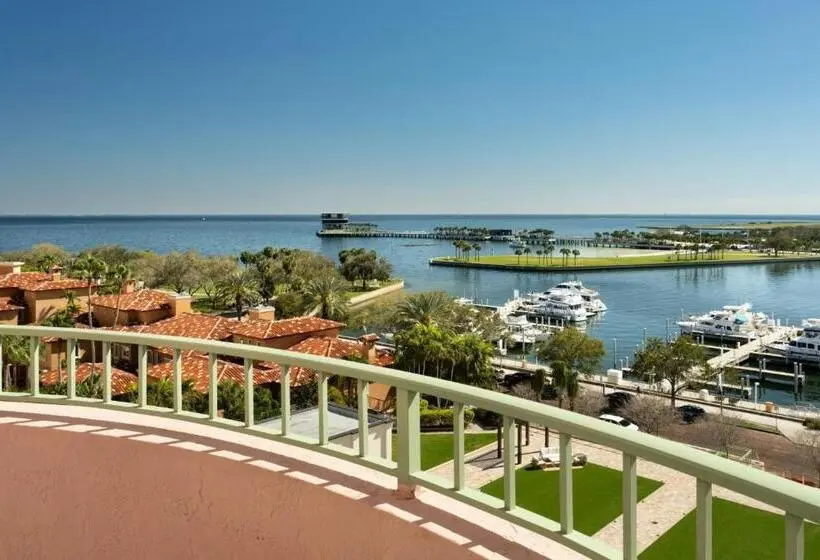 The Vinoy Resort & Golf Club, Autograph Collection