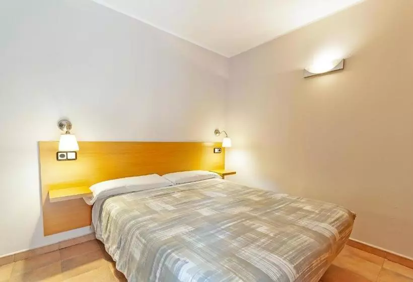 Aparthotel El Serch