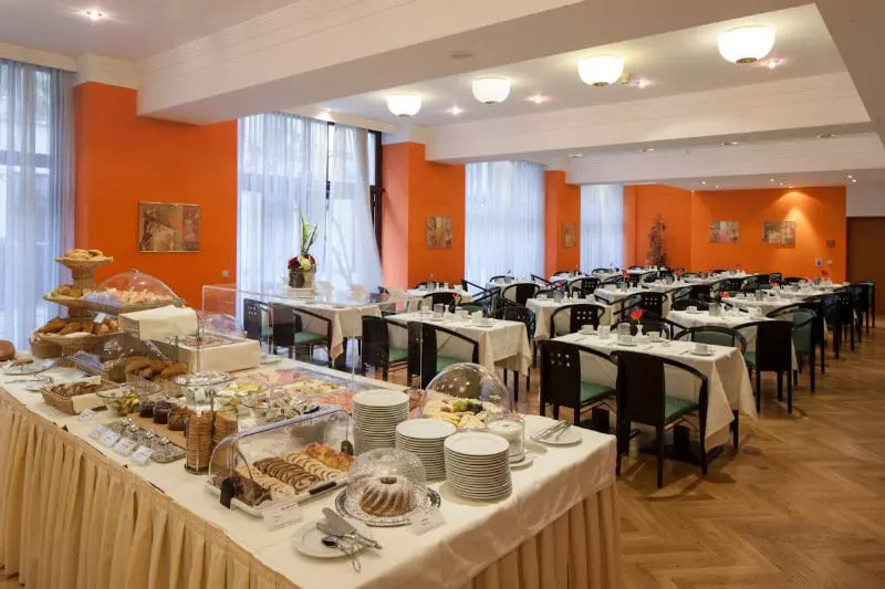 Austria Trend Hotel Favorita