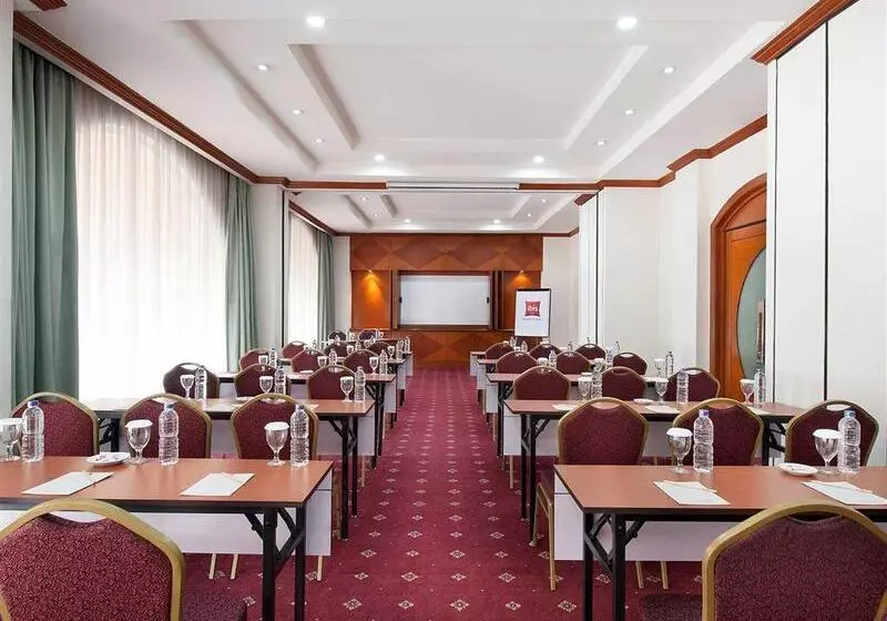 Hotel Arcadia Surabaya By Horison