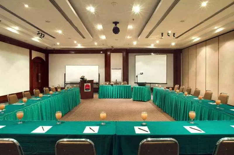 Hotel Arcadia Surabaya By Horison