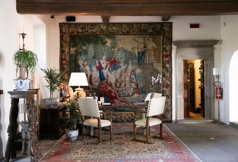 La Posta Vecchia Hotel