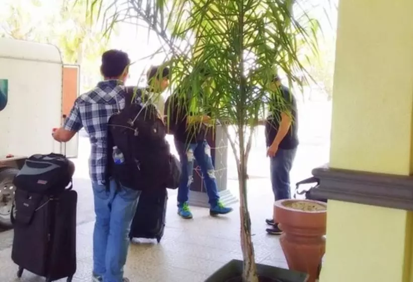 هتل Royal Islander