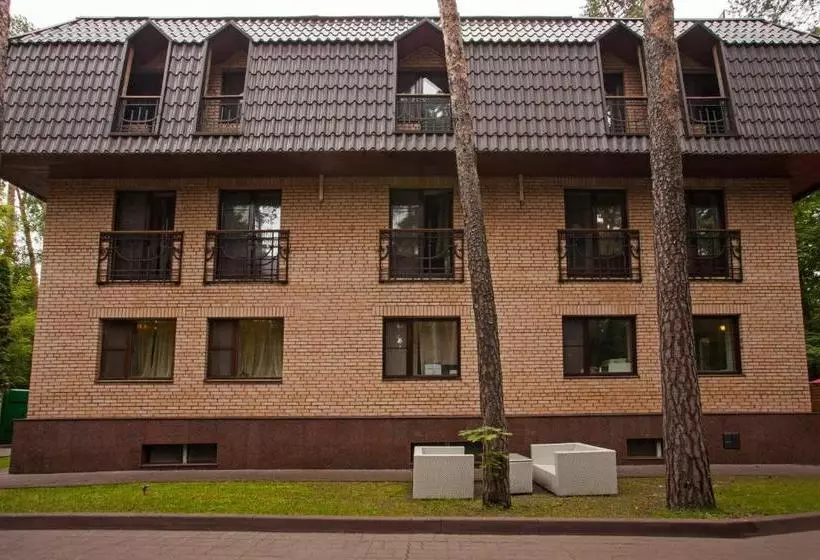 Отель Royal Zenithi