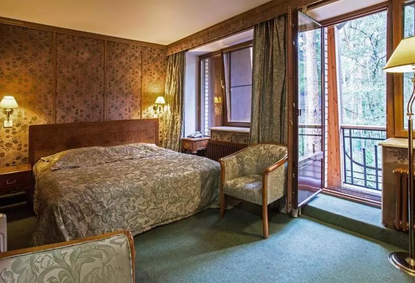 Отель Royal Zenithi