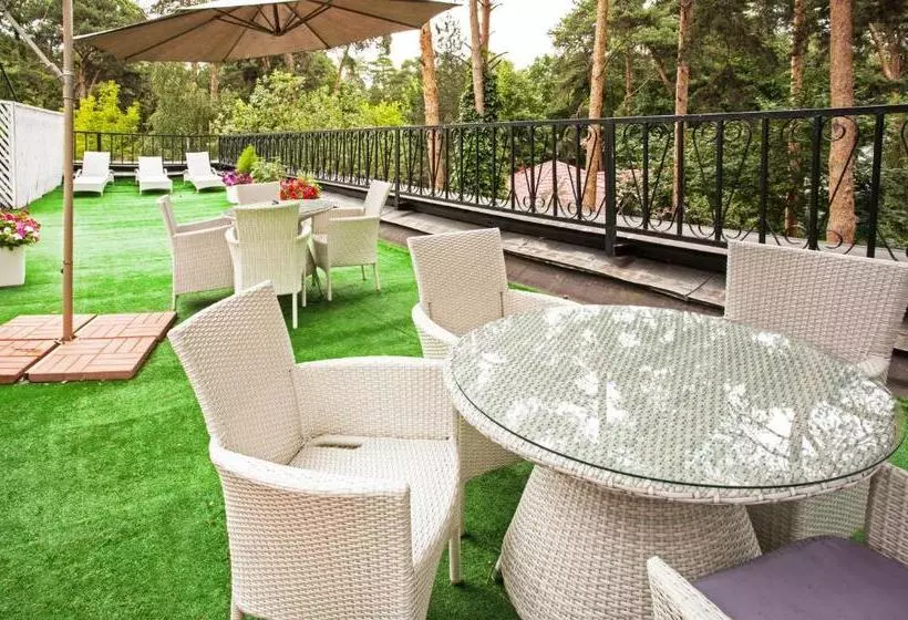 Отель Royal Zenithi