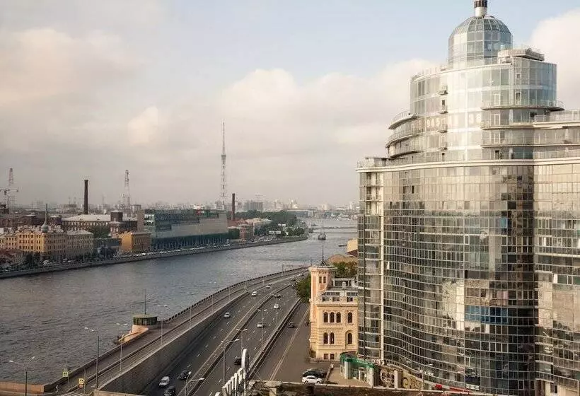 فندق Saint Petersburg