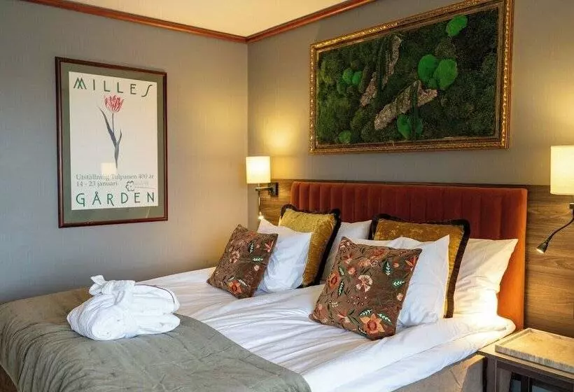 Hotelli Villa Foresta