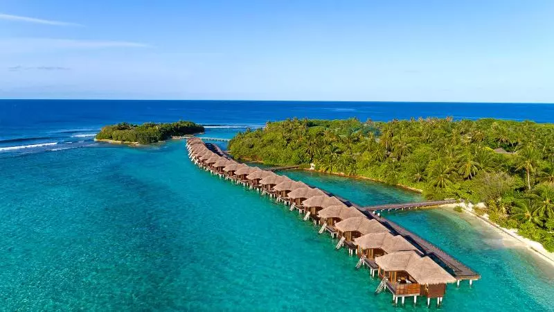Sheraton Maldives Full Moon Resort & Spa