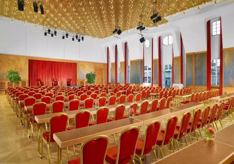 酒店 Sheraton Offenbach