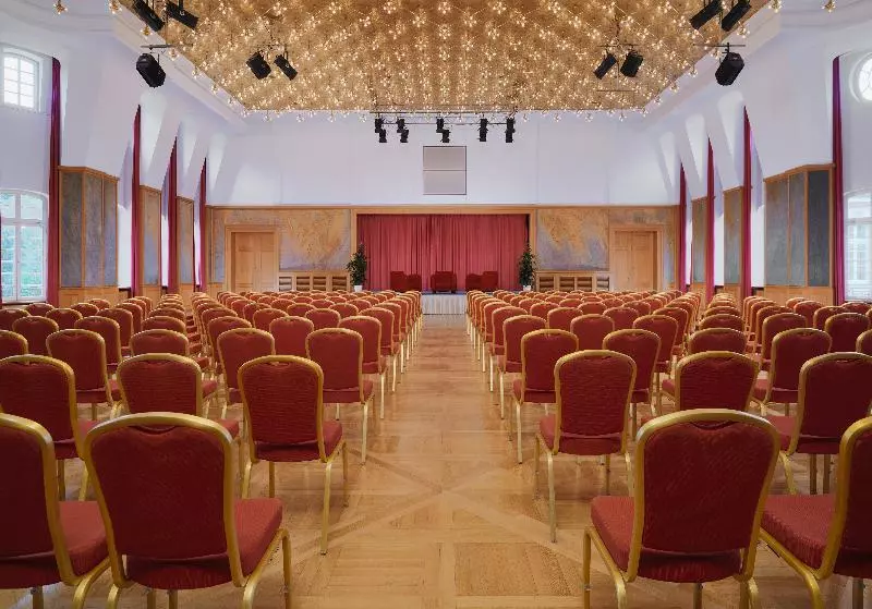 酒店 Sheraton Offenbach