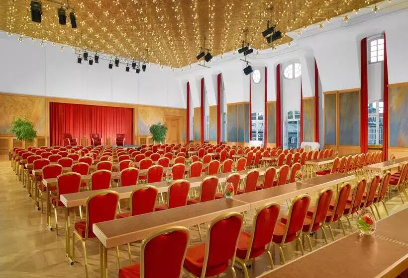 酒店 Sheraton Offenbach