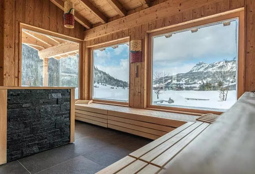 ホテル Tyrol Am Haldensee