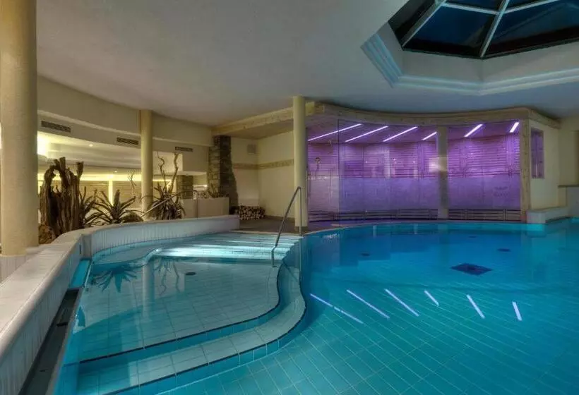 ホテル Tyrol Am Haldensee