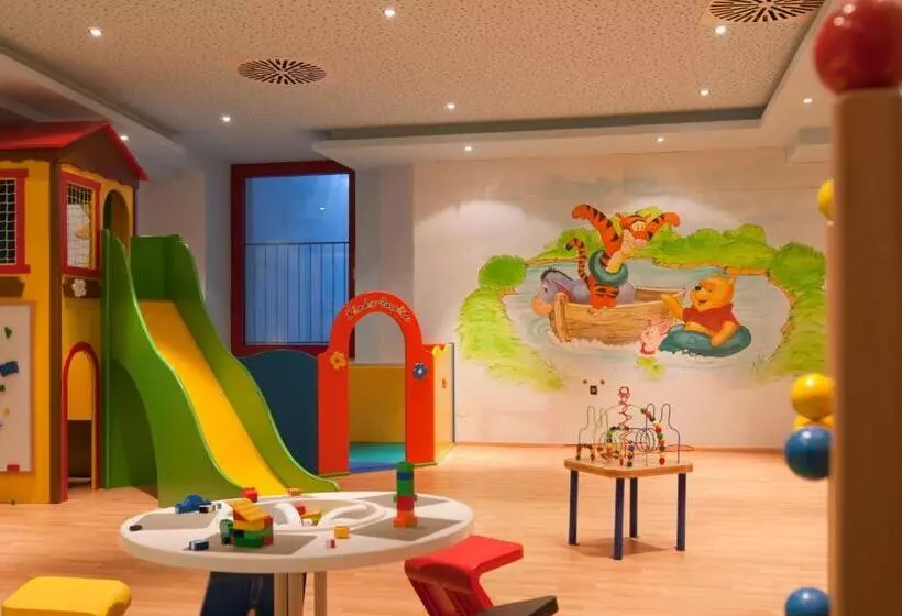 ホテル Tyrol Am Haldensee