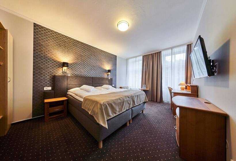 בית מלון כפרי Adam Trutnov