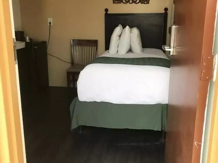 هتل Belair Orlando Near Florida Mall