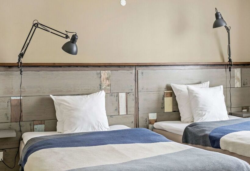 בית מלון כפרי Best Western Royal Holstebro