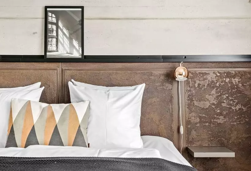 Отель Best Western Royal Holstebro