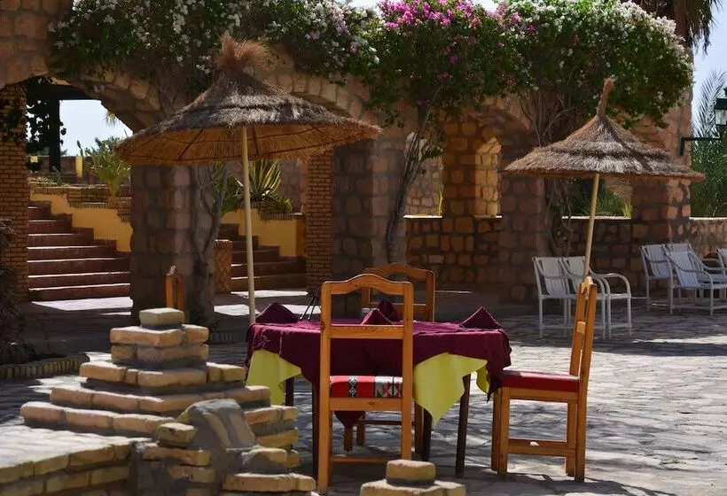 호텔 Caravansérail