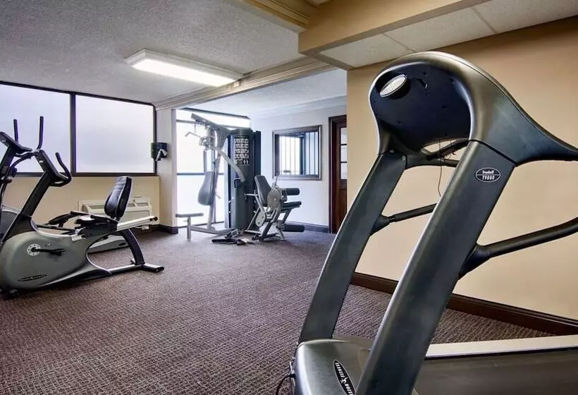 酒店 Comfort Inn & Suites At Copeland Tower