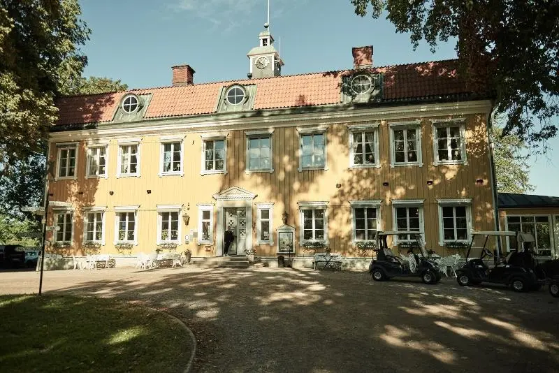 هتل Knistad Herrgård