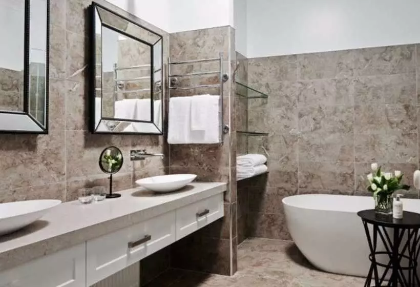 Отель Lake House Daylesford