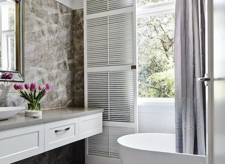 Отель Lake House Daylesford