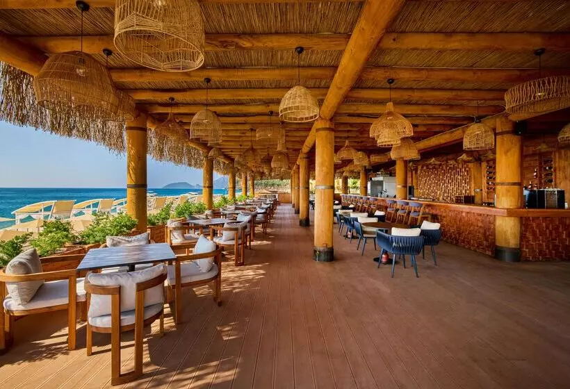 ホテル Movenpick Resort Antalya Tekirova