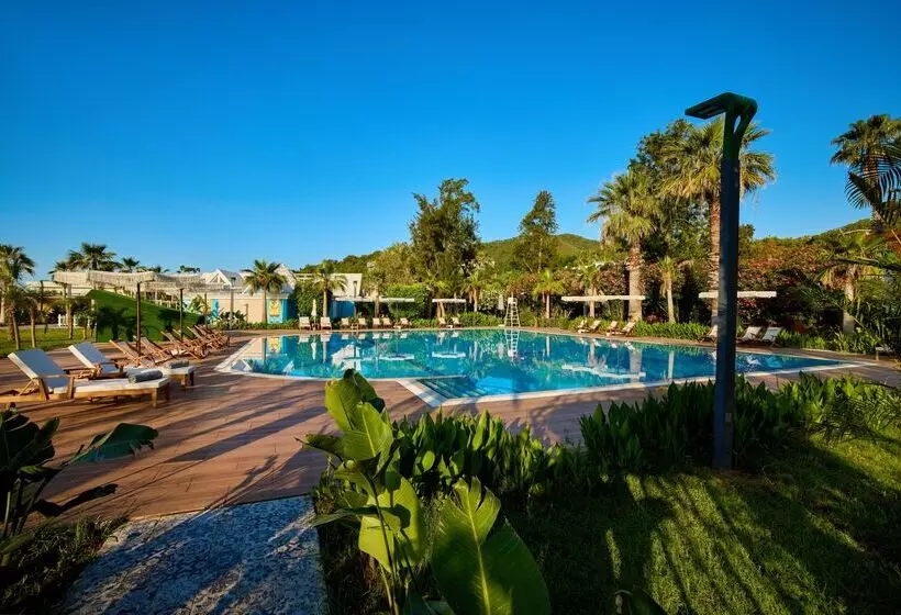 ホテル Movenpick Resort Antalya Tekirova