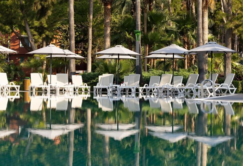 בית מלון כפרי Movenpick Resort Antalya Tekirova