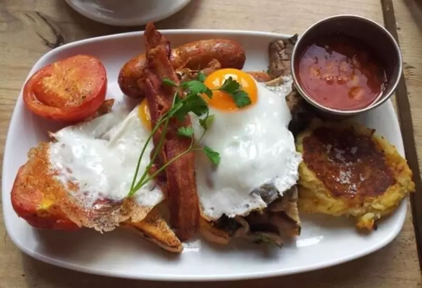 酒店 The Angel Posting House & Livery