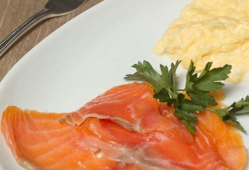 בית מלון כפרי Westwood House