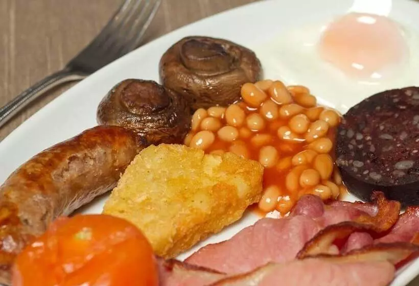 Отель Westwood House