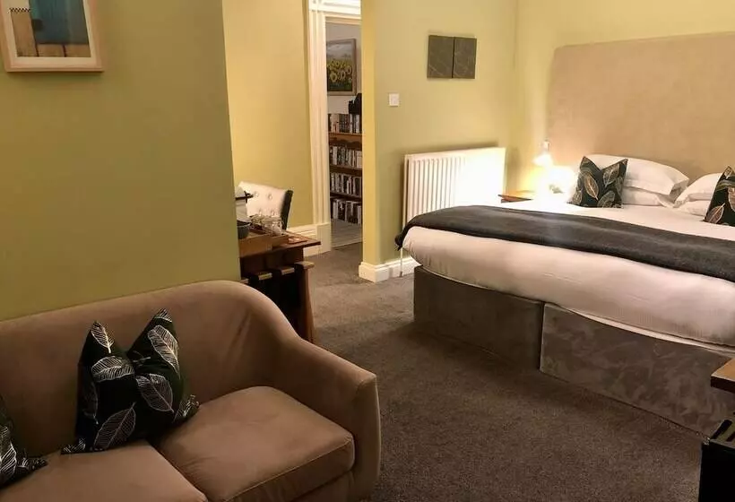 Отель Westwood House