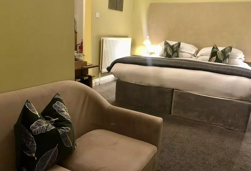 Отель Westwood House