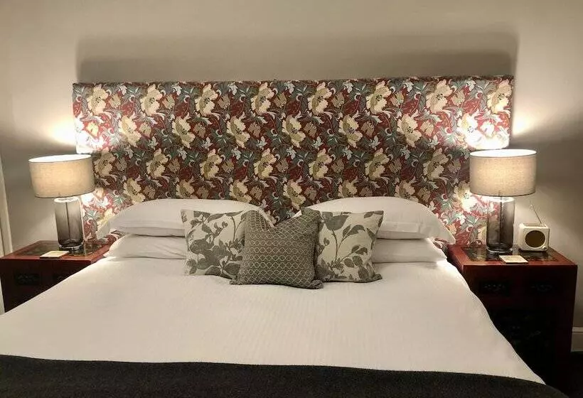 Отель Westwood House