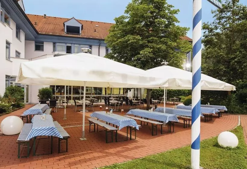 Mövenpick Hotel München Airport