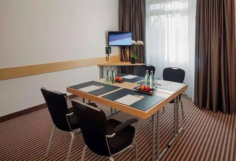 Mövenpick Hotel München Airport