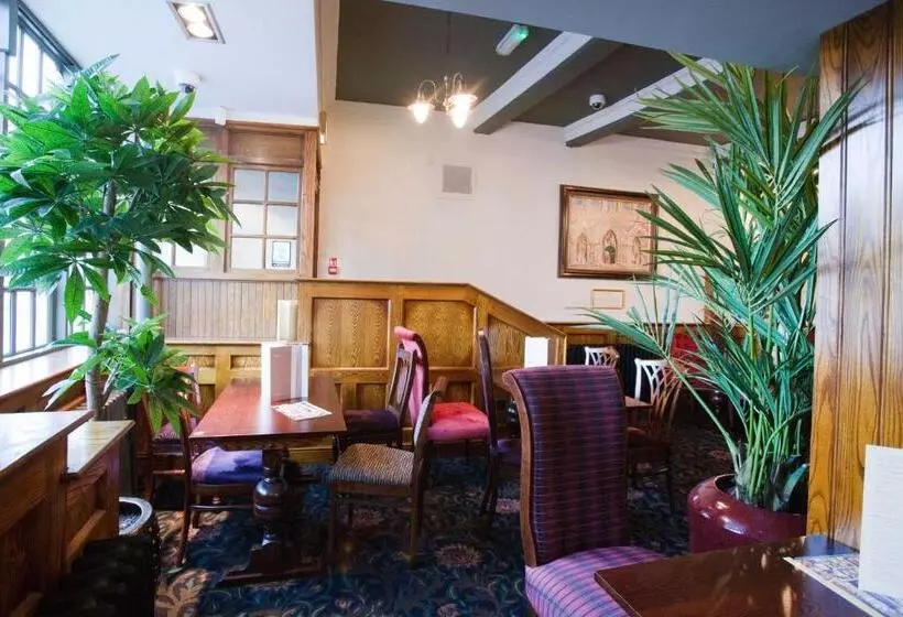 The Unicorn Hotel Wetherspoon
