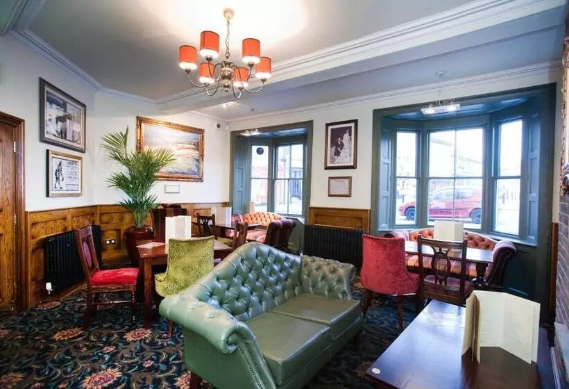 The Unicorn Hotel Wetherspoon