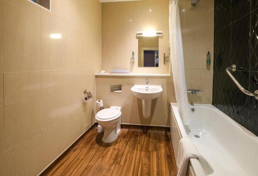 The Unicorn Hotel Wetherspoon