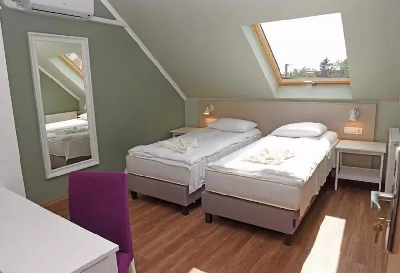 酒店 Admiral Family Resort